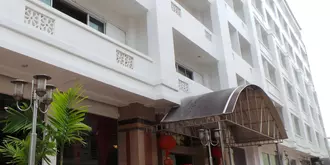 G9 Hotel