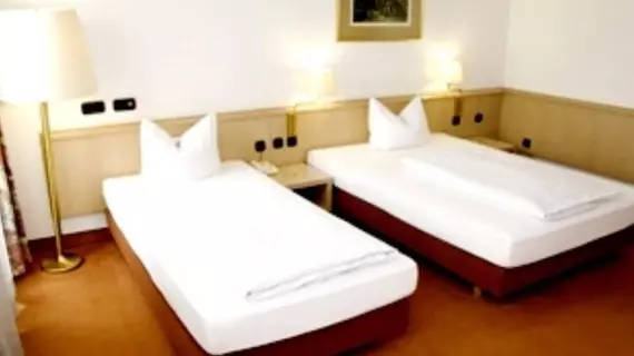 Adler Hotel Frankfurt | Hessen - Frankfurt (ve civarı) - Frankfurt - Bahnhofsviertel