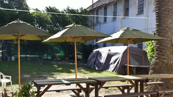 Riverlodge Backpackers | Western Cape (il) - West Coast DC - Drakenstein - Cape Town (ve civarı) - Cape Town