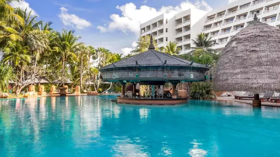 Movenpick Resort and Spa Karon Beach Phuket | Phuket (ve civarı) - Thalang