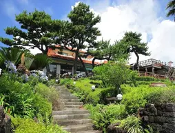 Jeju Haenuri Jungmun Guesthouse | Jeju Adası - Seogwipo - Jungmun