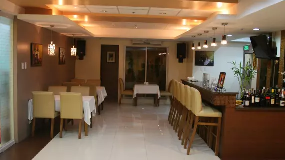 Alejandra Hotel | Rizal - Manila (ve civarı) - Makati