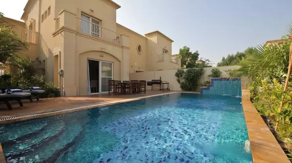 Medlock Villas | Dubai - Nadd ash Shibā