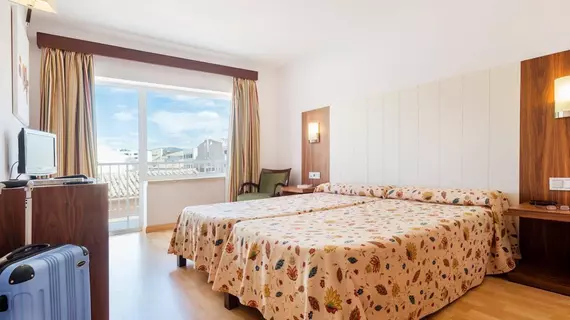 Hostal Neptuno | Balearic Adaları - Mayorka Adası - Calvia - Peguera