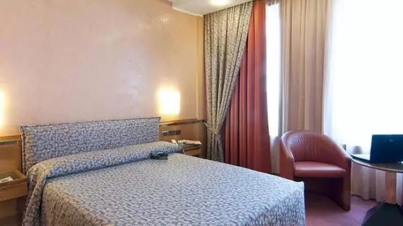 Hotel Michelangelo | Lombardy - Milano (ve civarı) - Milano - Merkez İstasyonu