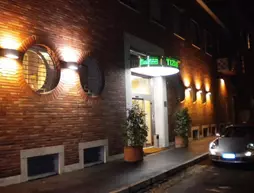 Hotel Tiziano Park & Vita Parcour - Gruppo MiniHotels | Lombardy - Milano (ve civarı) - Milano