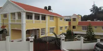 AGR Holiday Home - Coonoor