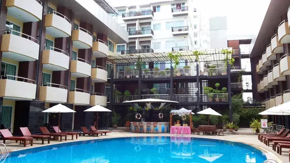 Baron Beach Hotel | Chonburi (vilayet) - Pattaya (ve civarı) - Pattaya - Pattaya Körfezi