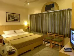 Cedar Court Bed and Breakfast | Batı Delhi - Ulusal Eyalet Başkenti Delhi - Delhi (ve civarı) - Yeni Delhi