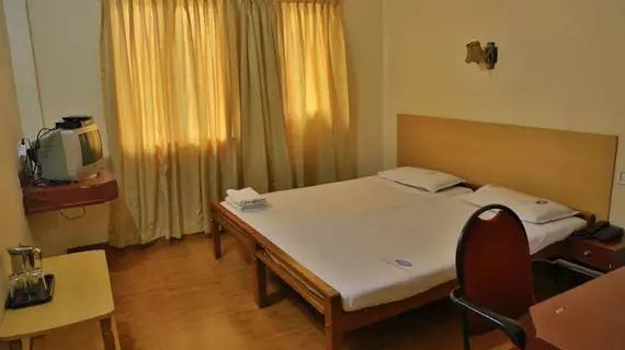 Hotel Srinivas | Kerala - Ernakulam Bölgesi - Koşin (ve civarı) - Koçi