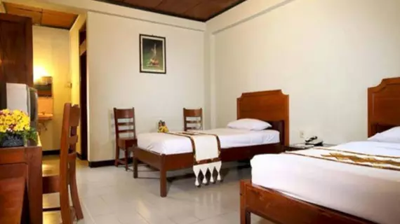 Cakra Kembang Hotel | Yogyakarta Özel Bölgesi - Yogyakarta (ve civarı) - Depok