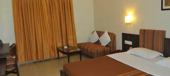 Hotel The Westend | Gujarat - Ahmedabad Bölgesi - Ahmedabad