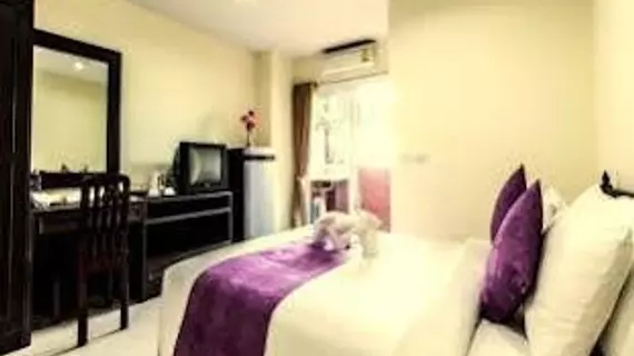 Meesuk Place | Phuket (ve civarı) - Patong - Nanai Caddesi