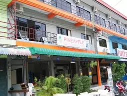 Pineapple Guesthouse | Phuket (ve civarı) - Thalang