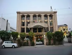 Hotel Royal Castle | Pencap - Amritsar