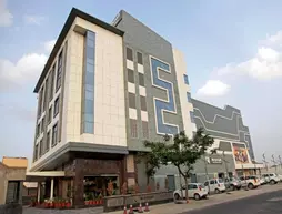 Hotel Crystal Park | Racastan - Ajmer (ve civarı) - Kishangarh