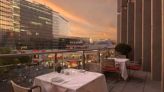 Swissotel Berlin am Kurfuerstendamm | Berlin (ve civarı) - Tempelhof-Schoeneberg - Diplomatic Quarter - Batı Berlin Merkezi