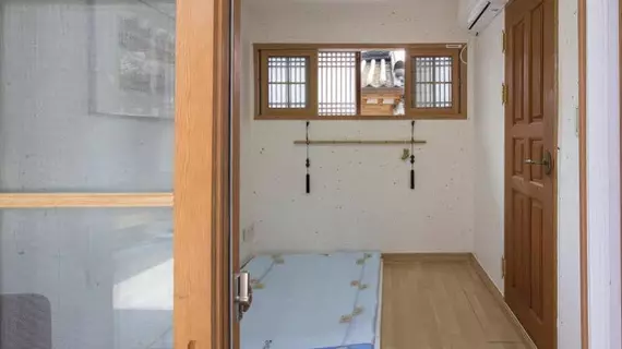 Xiwoo Hanok Guesthouse | Gyeonggi - Seul (ve civarı) - Jongno