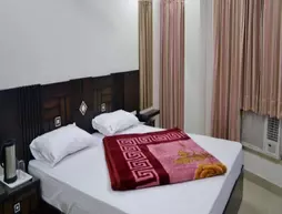 Hotel Park Land | Uttarkand - Haldwani (ve civarı) - Haldwani