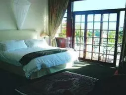 Rhondas Manor Guest House | Western Cape (il) - West Coast DC - Drakenstein - Cape Town (ve civarı) - Cape Town - Fresnaye