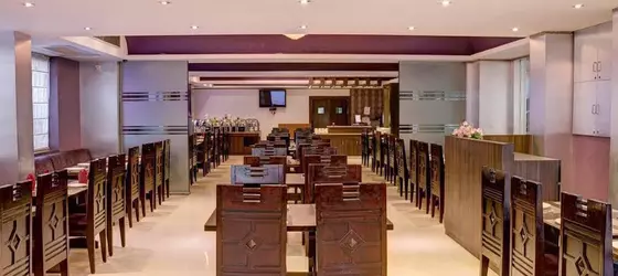 Corporate Suites Noida | Batı Delhi - Ulusal Eyalet Başkenti Delhi - Delhi (ve civarı) - Noida