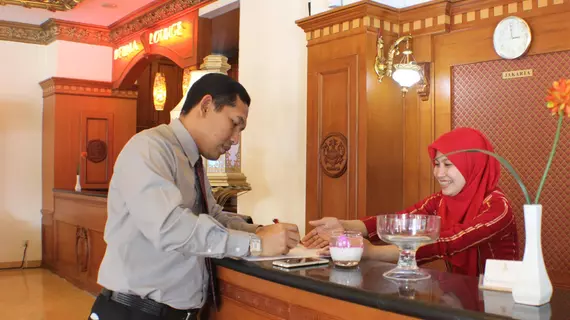 Quds Royal Hotel | Doğu Cava - Surabaya