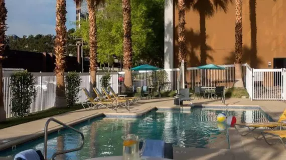 Fairfield Inn Las Vegas Airport | Nevada - Clark County - Las Vegas (ve civarı) - Las Vegas - Paradise