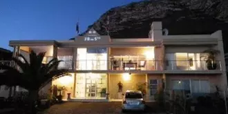 78 On 5th in Hermanus Bed and Breakfast