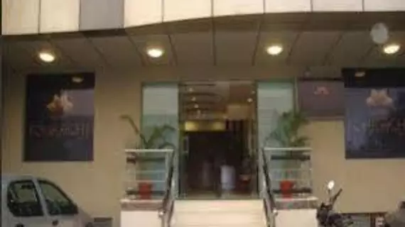 Hotel Four Sight | Haryana - Gurugram (ve civarı) - Gurugram - Sector 14