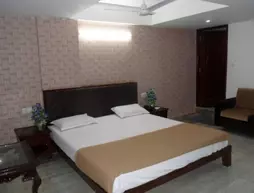 Hotel Seven | Gujarat - Ahmedabad Bölgesi - Ahmedabad