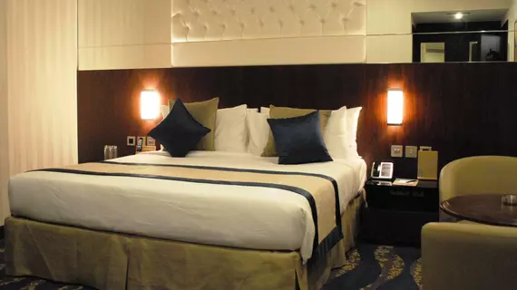 Raviz Centre Point Hotel | Dubai - Dubai