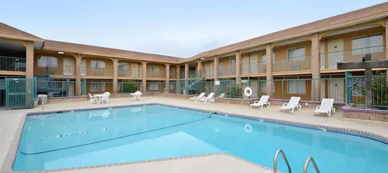 Americas Best Value Inn and Suites Las Cruces | New Mexico - Las Cruces (ve civarı) - Las Cruces