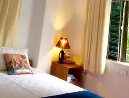 Wai Wais Place Bed and Breakfast Inn | Yangon