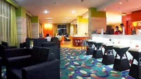 Hotel Ibis Semarang Simpang Lima | Orta Cava - Semarang