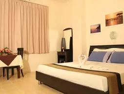 Beach Breeze Guesthouse | Phuket (ve civarı) - Karon - Kata Plajı