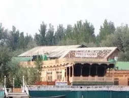 Prince of Kashmir Group of Houseboats | Cammu ve Keşmir - Srinagar (ve civarı) - Srinagar - Dal Gölü