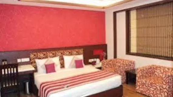 Hotel AT Residency | Batı Delhi - Ulusal Eyalet Başkenti Delhi - Delhi (ve civarı) - Noida