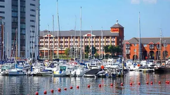 Swansea Marriott Hotel | Galler - Powys - Swansea - Castle