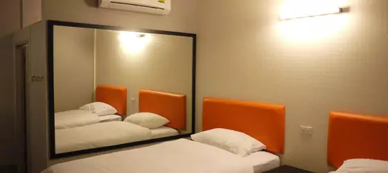 Natpob Sleep Station Motel | Chiang Rai İli - Chiang Rai - Wieng