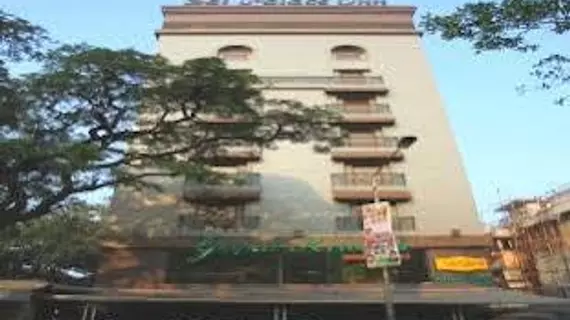 Sai Palace Inn | Maharaştra - Raigad - Bombay (ve civarı) - Bombay - Santacruz, Mumbai