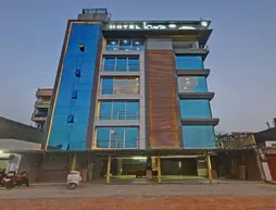 Hotel Kyra | Gujarat - Ahmedabad Bölgesi - Ahmedabad