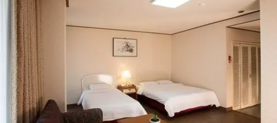 Jeju Pearl Tourist Hotel | Jeju Adası - Jeju - Yeon-dong