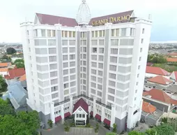 Grand Darmo Suite | Doğu Cava - Surabaya - Wonokromo