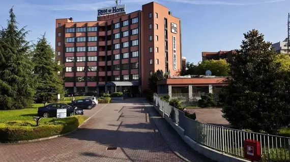 Rege Hotel | Lombardy - Milano (ve civarı) - San Donato Milanese