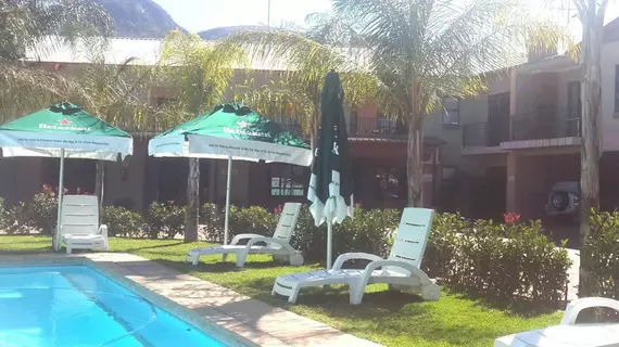 Palm Valley Inn | Kuzeybatı (il) - Madibeng - Hartbeespoort - Schoemansville