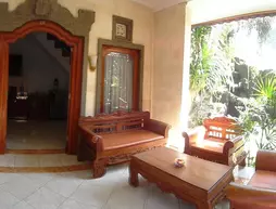 Pollok and Lemayeur Beach Front Hotel | Bali - Denpasar - Sanur