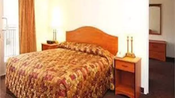 Econo Lodge Inn & Suites Oakland Airport | Kaliforniya - Oakland (ve civarı) - Oakland