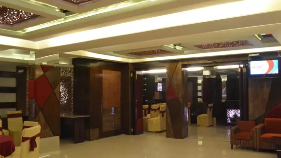 Hotel Classic | Pencap - Chandigarh (ve civarı) - Chandigarh