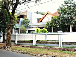 De Hoff Cihampelas Cottage | West Java - Bandung (ve civarı) - Bandung