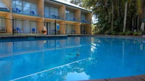 Sunshine Coast Motor Lodge | Queensland - Woombye